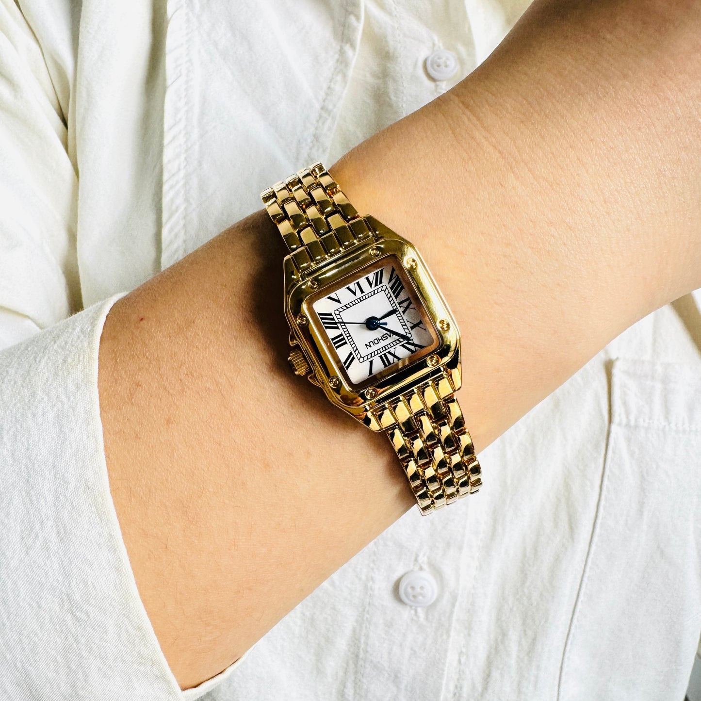 women gold Watch square