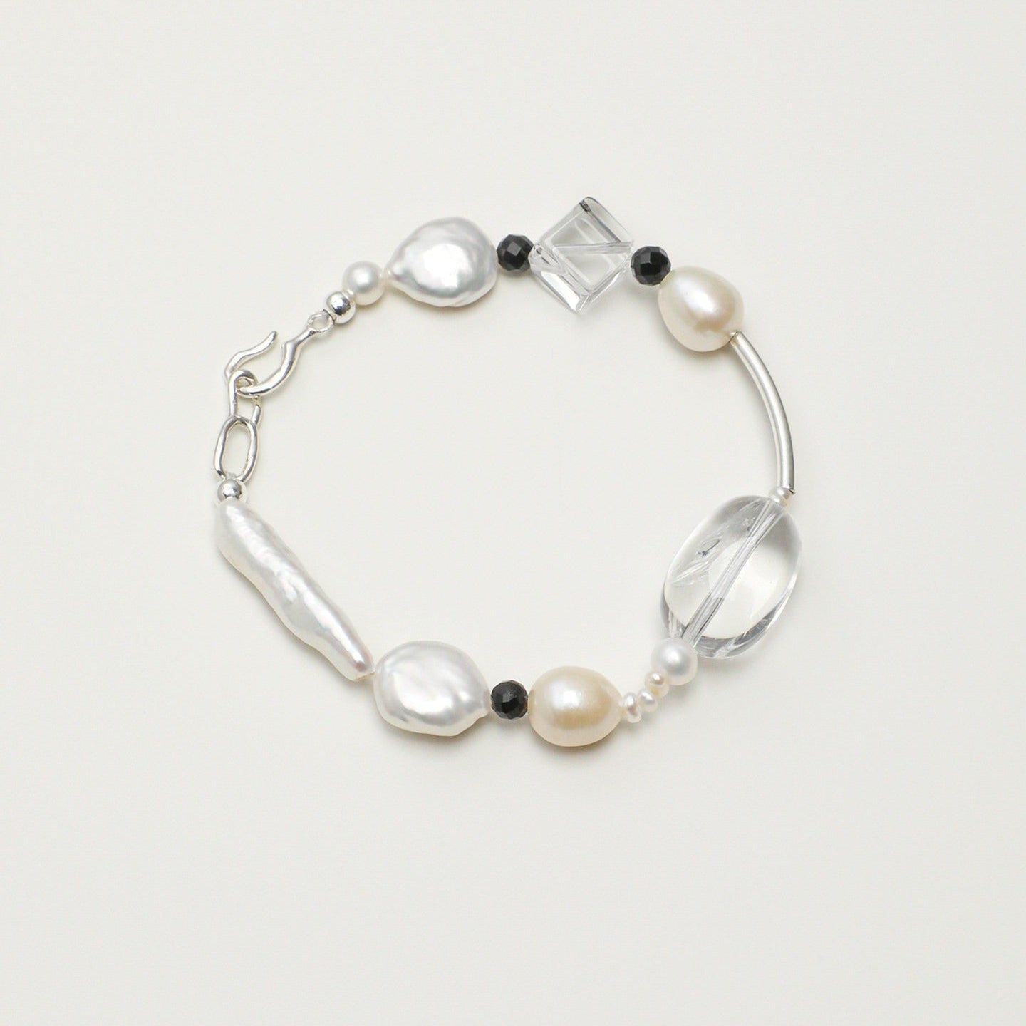 Baroque Pearl_White Crystal Bracelet