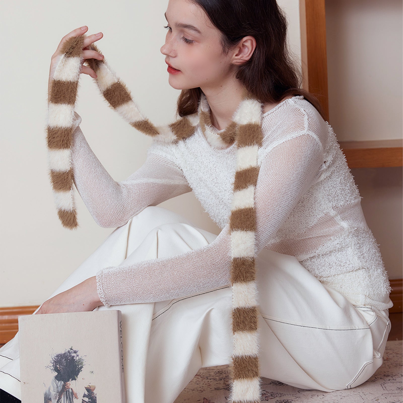 Brown_Fluffy_Knitted_Scarf_women_ Accessory