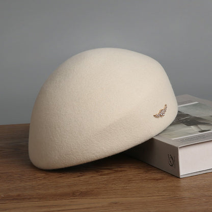 Elegant Winter Wool Beret with Rhinestone Accent-Grainvity