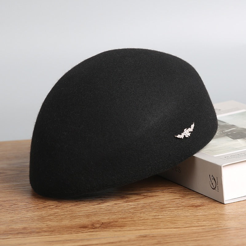 Elegant Winter Wool Beret with Rhinestone Accent-Grainvity