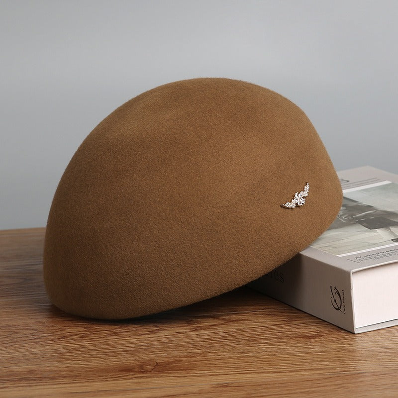 Elegant Winter Wool Beret with Rhinestone Accent-Grainvity