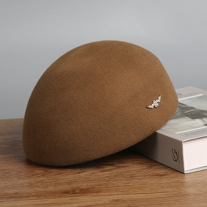 Elegant Winter Wool Beret with Rhinestone Accent-Grainvity