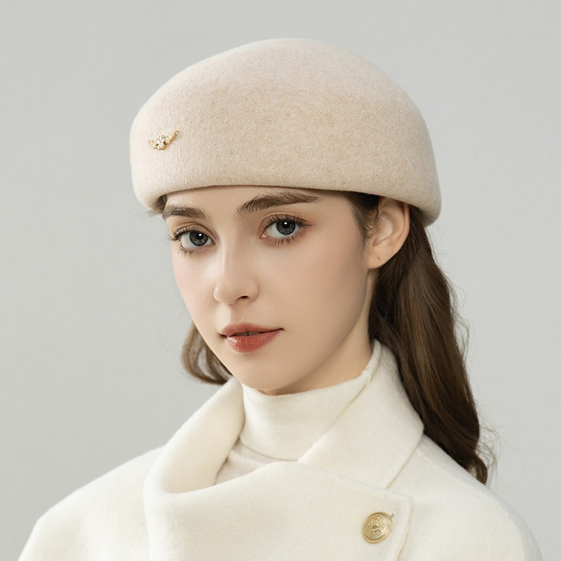 Elegant Winter Wool Beret with Rhinestone Accent-Grainvity