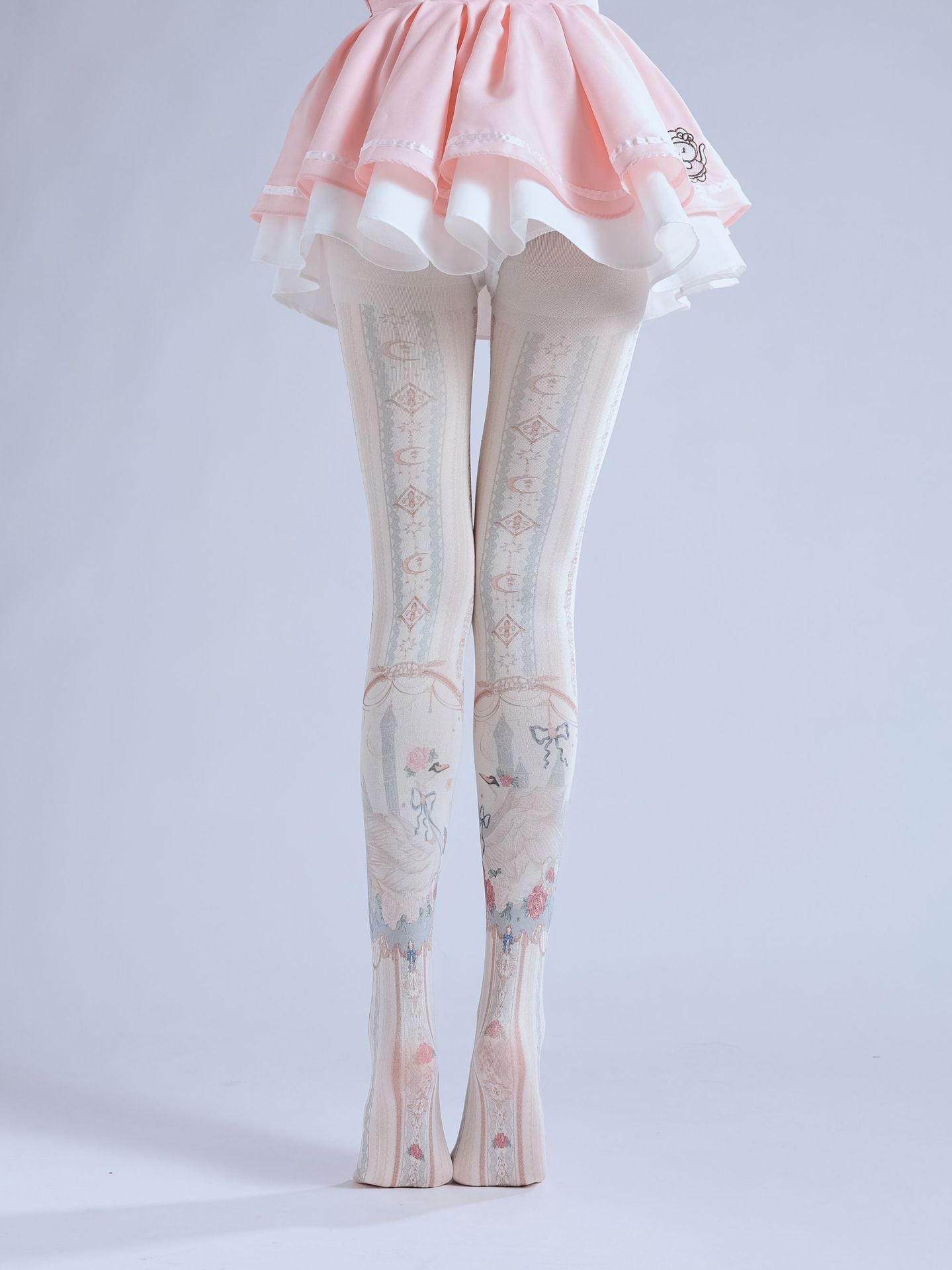 Gorgeous patterned white pantyhose with high elasticity and shaping fit, suitable for events, cosplay, street style, and gifting girls at Christmas