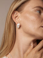 Natural Freshwater Pearls Baroque Earring