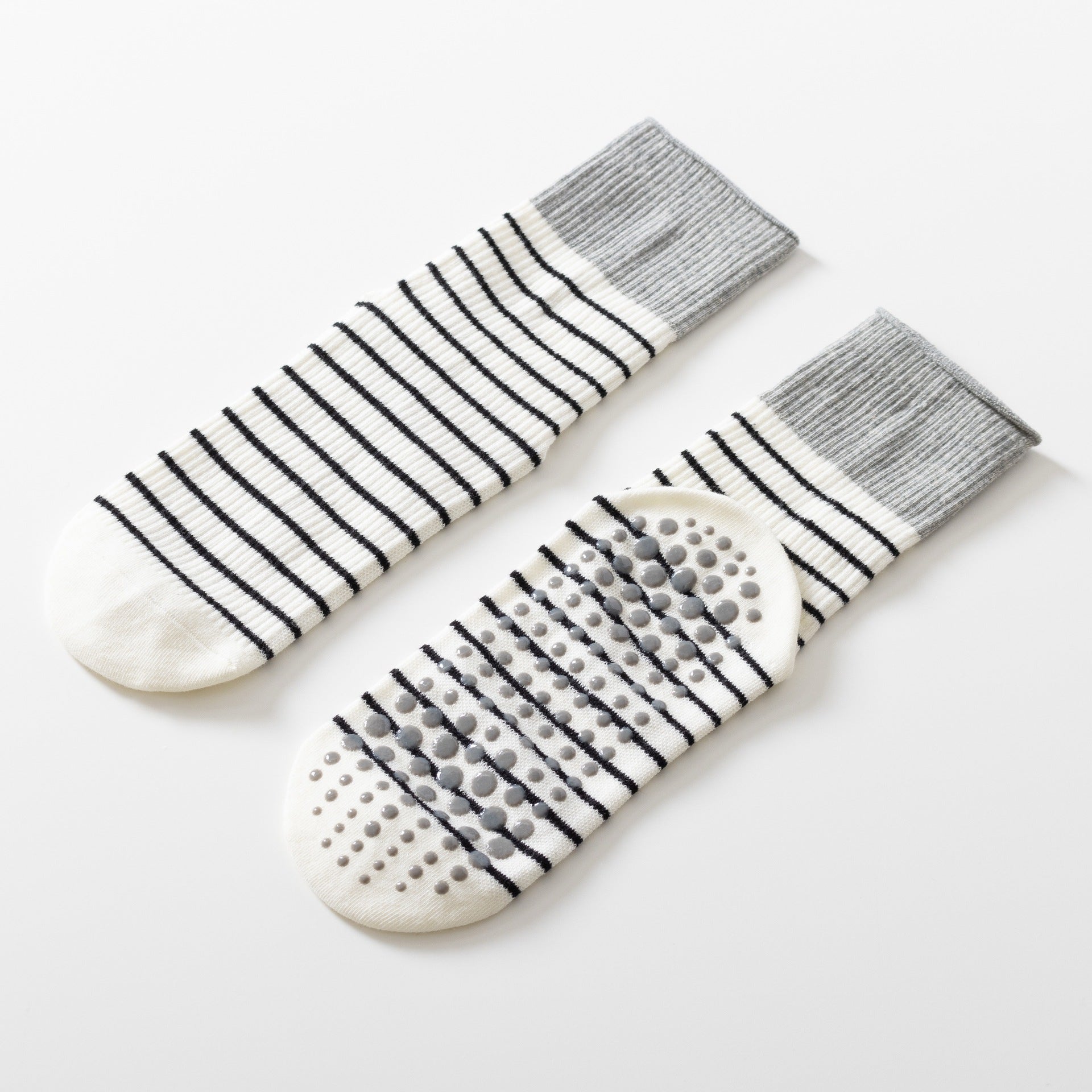 Strip Grip Socks