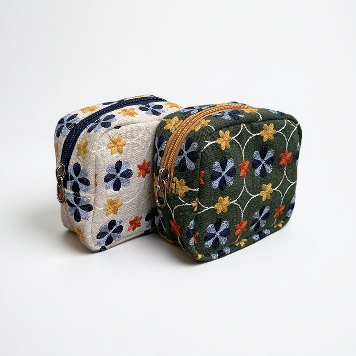 Embroidered cotton coin purse by Grainvity