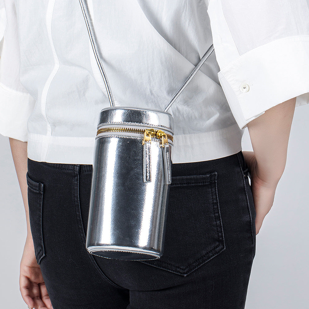 Crossbody bucket bag