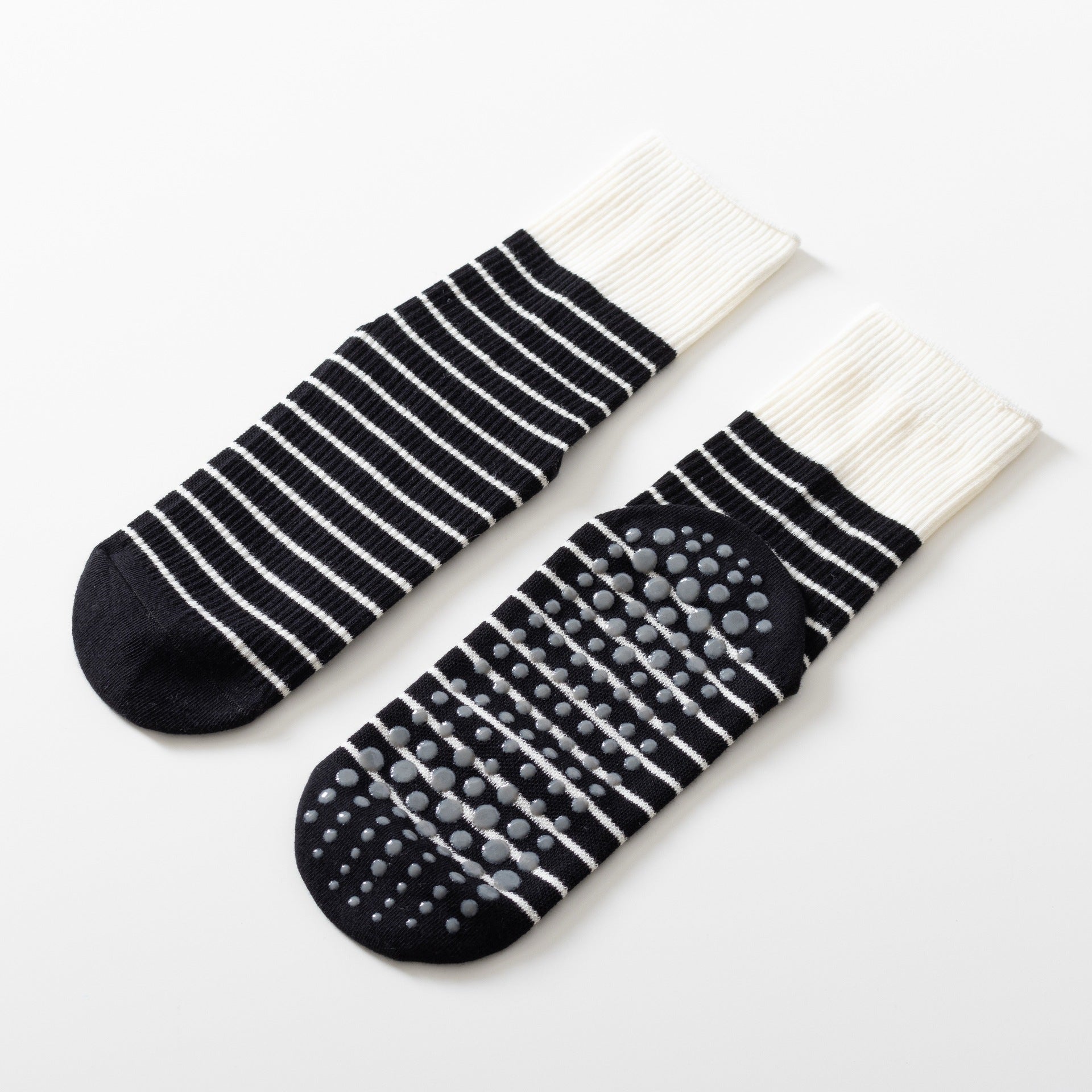 Strip Grip Socks
