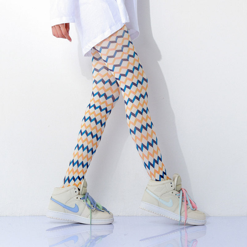 Pop Wave Plaid Print Tights