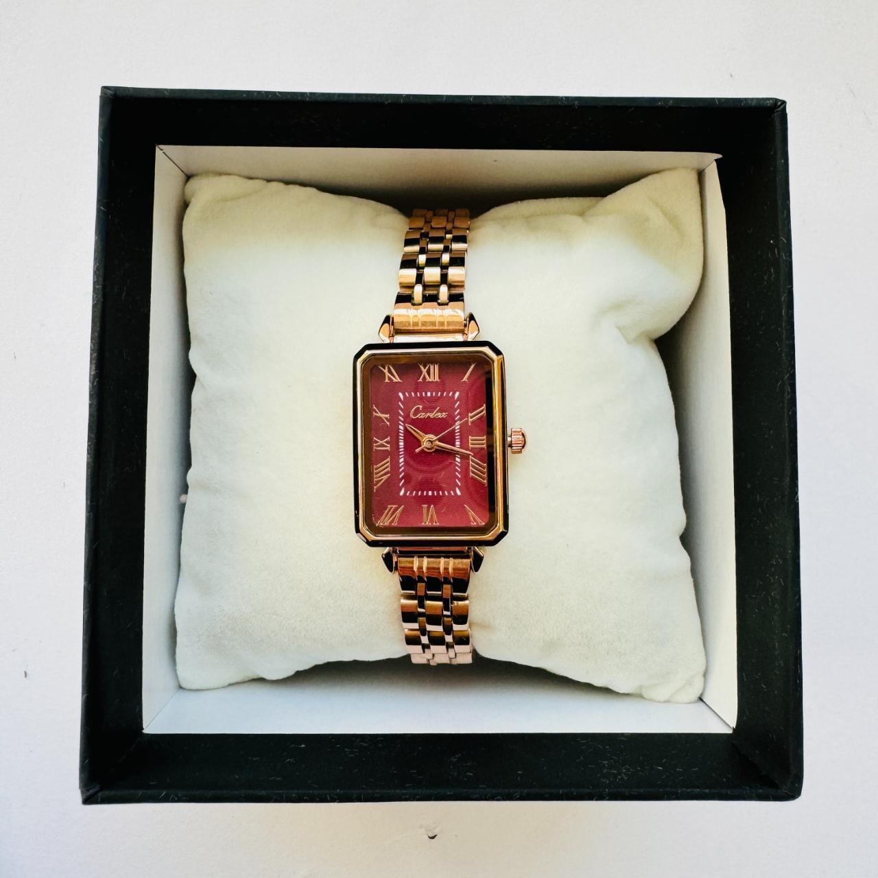 Women Tank rose gold watch