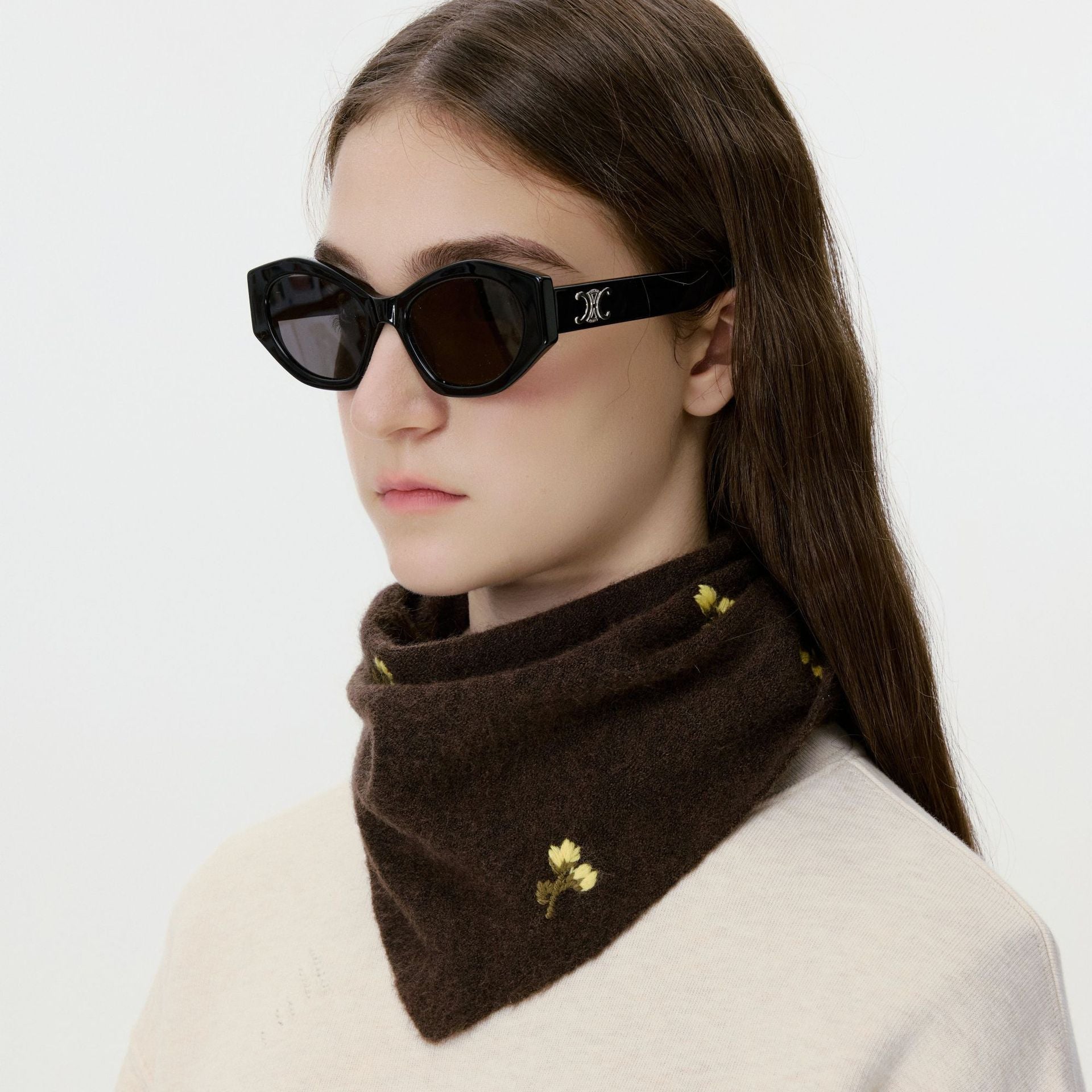 Women Knitted Headscarf Floral Embroidery