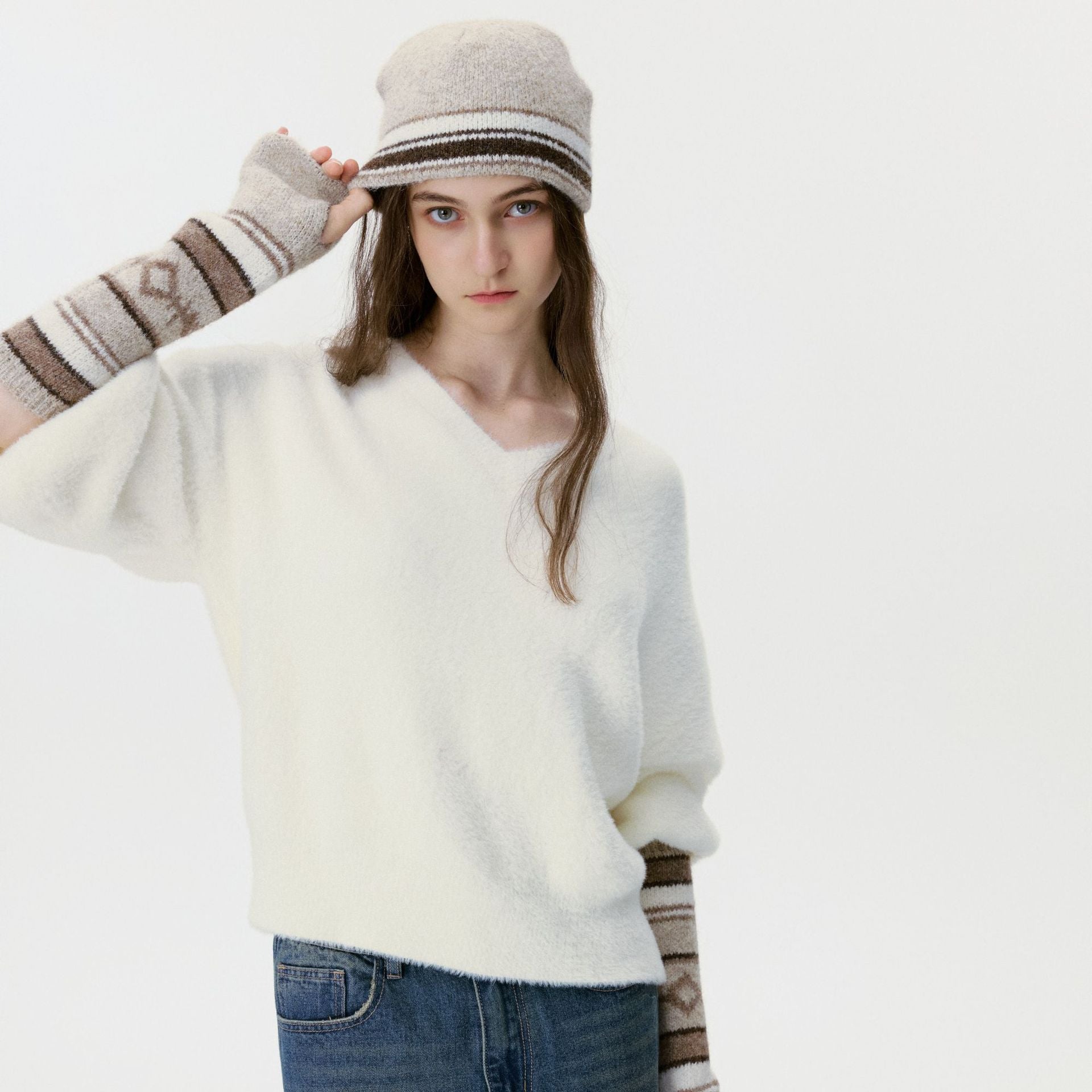 women Hat and Sleeve Two-piece Set Winter